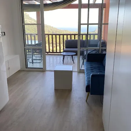 公寓 Nice Apartment With Balcony Near The Beaches *
